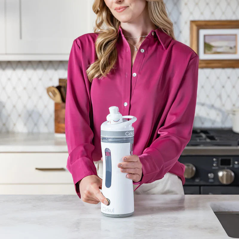 Plus™ Bottle U6ZG
